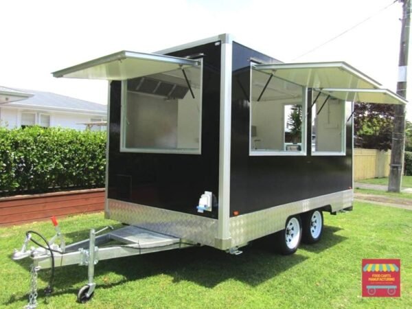 Catering Trailer - Image 2